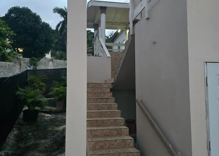 Sunset 22 By The Airport Apt#6 Apartamento Montego Bay